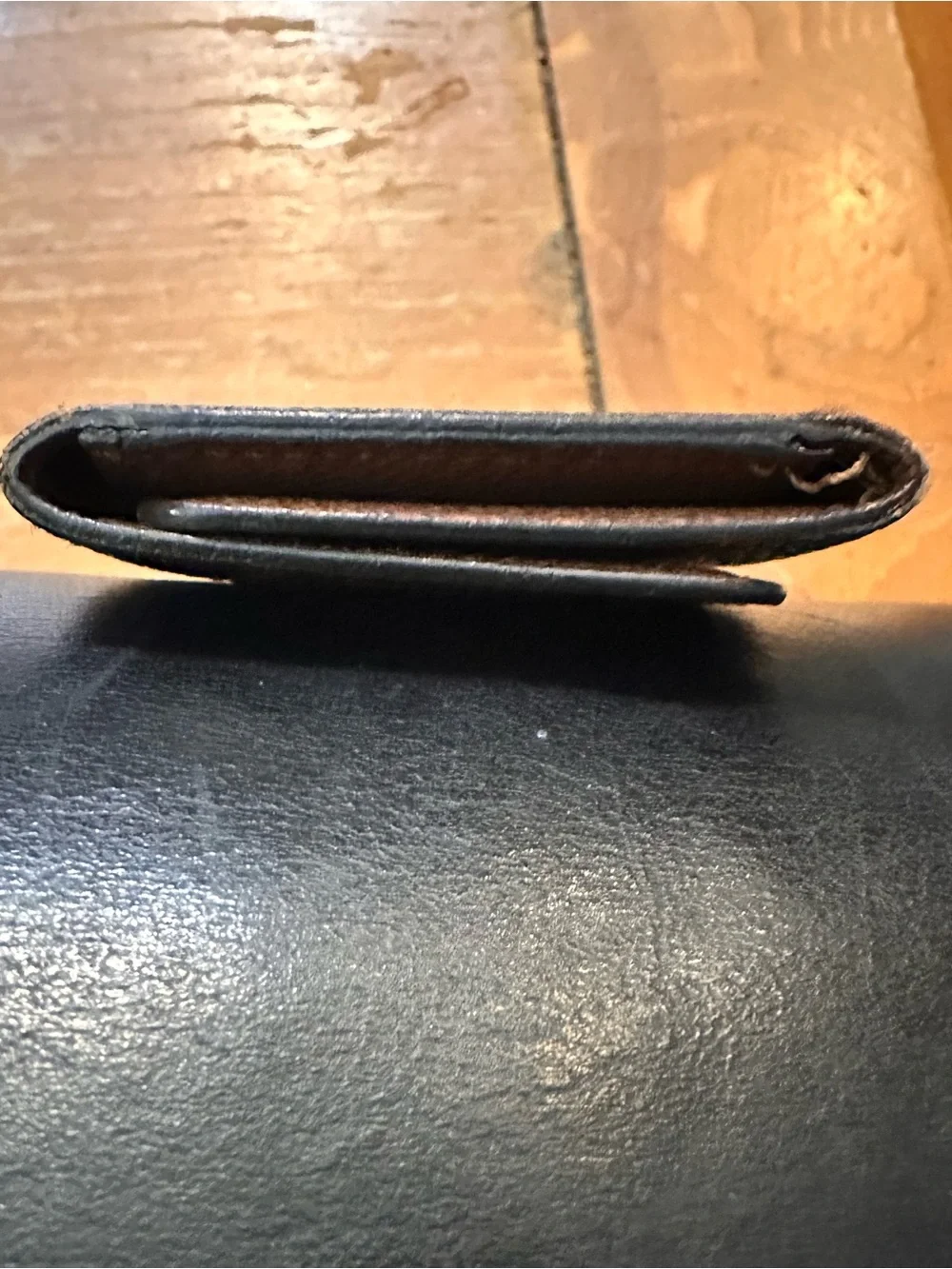 N/A authentic louis